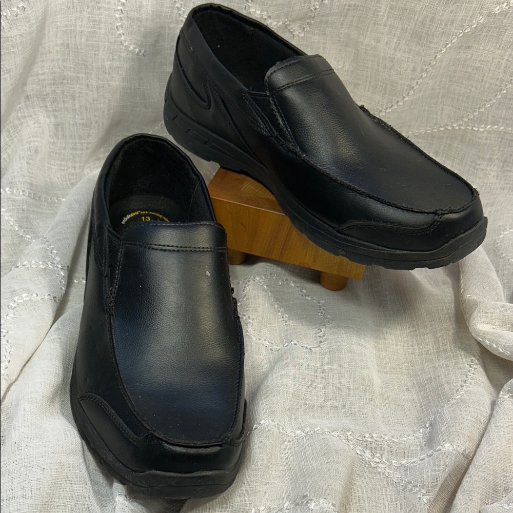 TredSafe leather slip on loafers